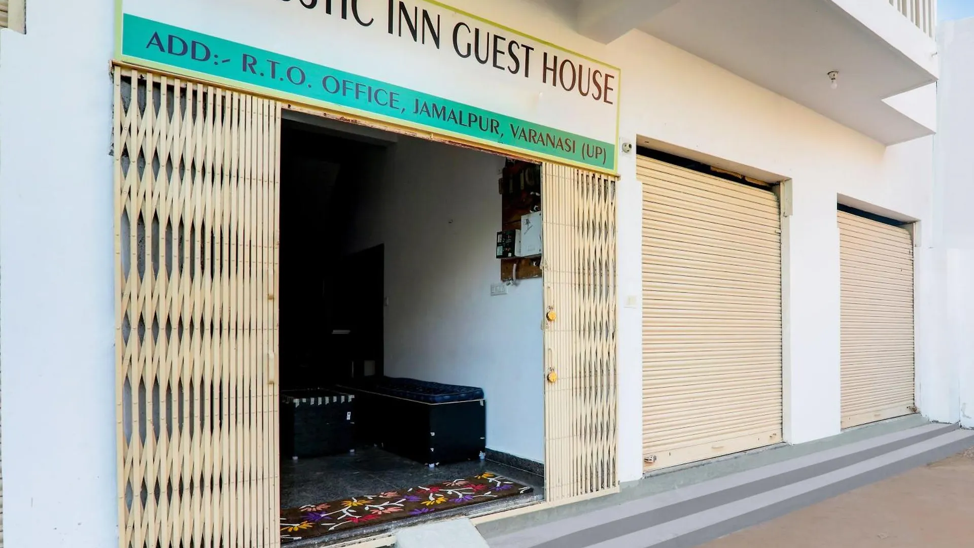 *** Hotel Spot On The Rustic Inn Guest House Varanasi India